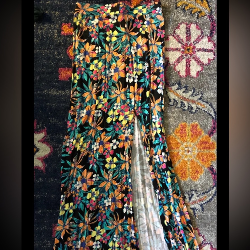 Maxi skirt